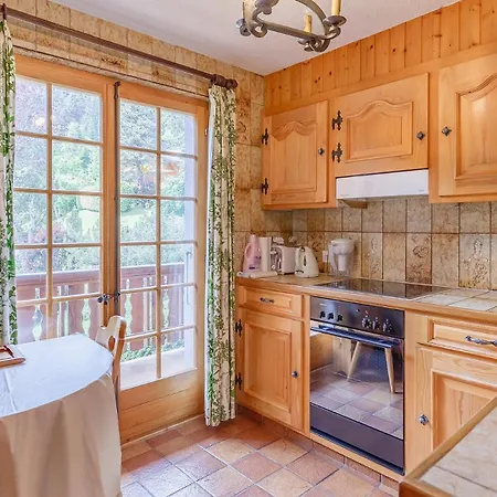 6br Chalet In Area Of *